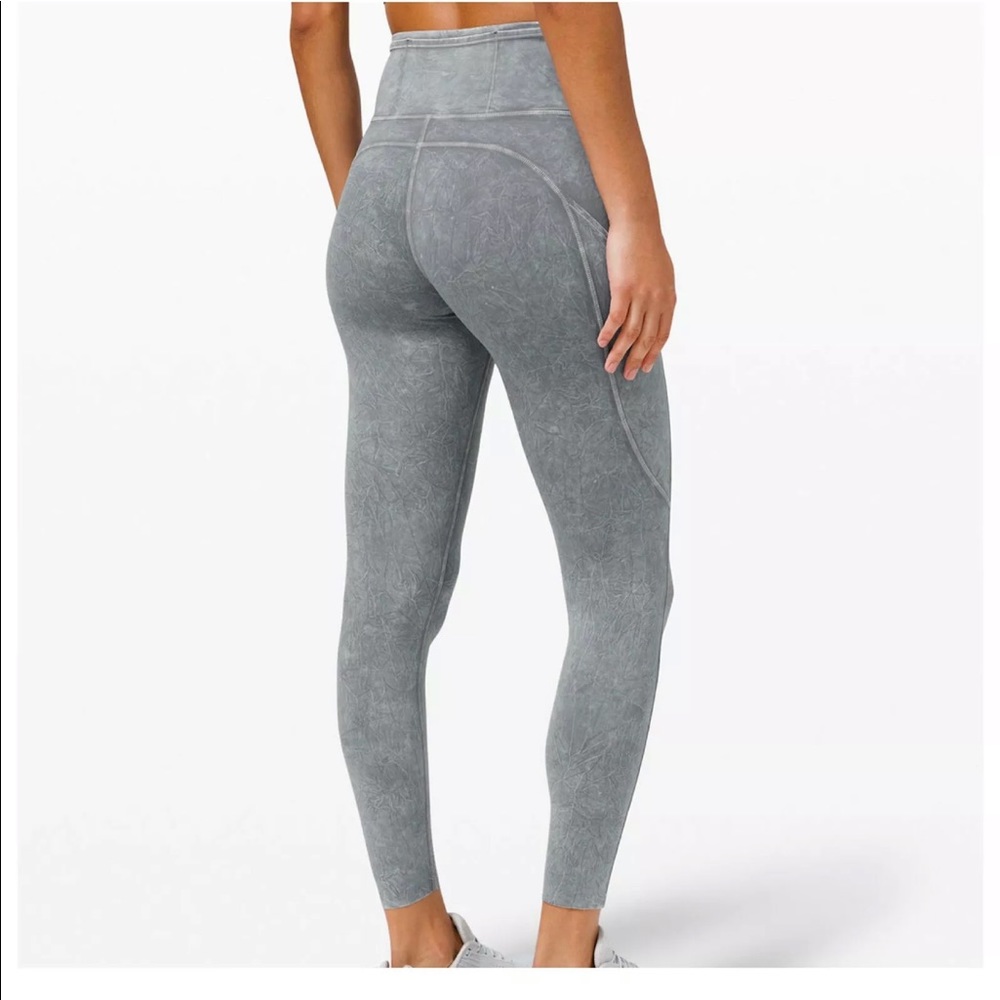 NEW WITH TAG Lululemon Fast Free Tight 25”